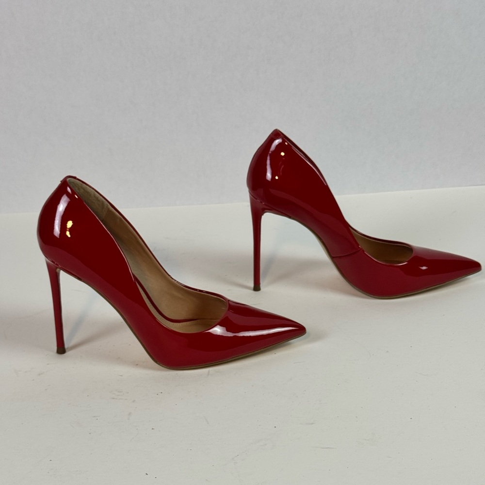 Steve Madden Glossy stiletto Red Heels 4.5 inches - size 8